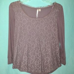 Elegant Lace Long Sleeve Top